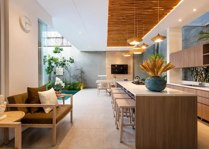 Villa The Swan By Finder Seminyak (Bali)